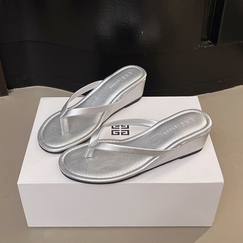 Sandale damă cu toc în cui, curea între degete, PU partea superioară, talpă din cauciuc, vârf rotund, primăvara 2025