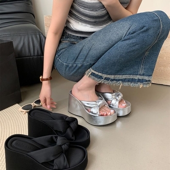 Sandale dama cu talpă groasă în toc wedge – vârf rotund, talpă din cauciuc, fără căptușeală, vară 2025