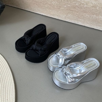 Sandale dama cu talpă groasă în toc wedge – vârf rotund, talpă din cauciuc, fără căptușeală, vară 2025