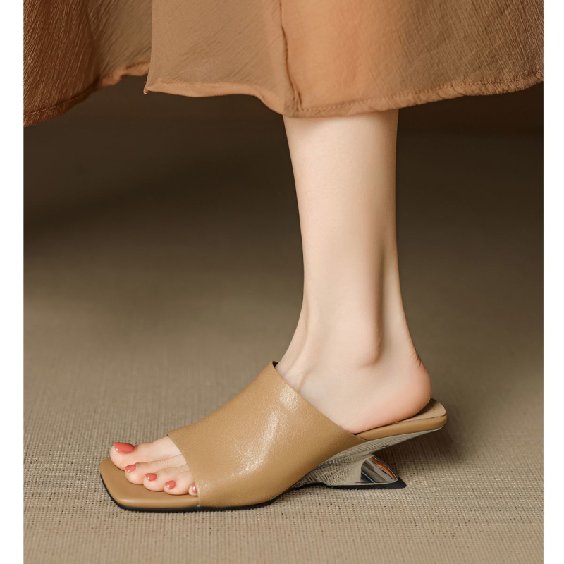 Sandale de damă cu toc înclinat, foarte moi, vară, stil coreean, cu o singură curea, vârf dreptunghiular, partea superioară PU, talpă din cauciuc