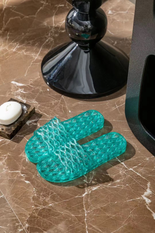 Sandale PVC cu platformă pentru femei, pentru casă – toc mic 1–3 cm, vârf rotund, partea superioară PVC, talpă PVC, talpă injectată