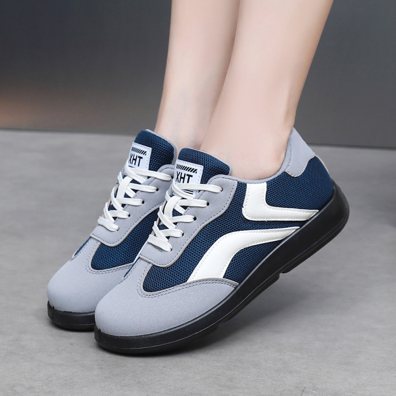Pantofi damă cu talpă plată – stil minimalist modern, partea superioară din piele sintetică, talpă și branț PU, șireturi, toc plat mic 1–3 cm