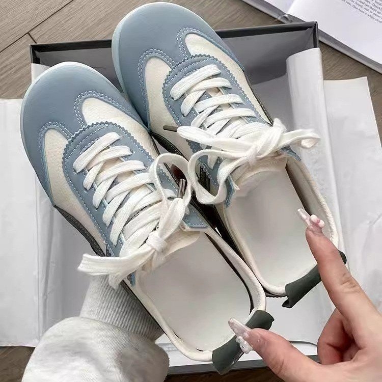 Pantofi sport pentru femei - partea superioară PU, șireturi, talpă din cauciuc, toc mic 1–3 cm