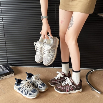 Női hálós futócipő mindennapi viselethez, PU+hálós felsőrész, kerek orr, fűzővel záródó, gumitalp injekciós formázással