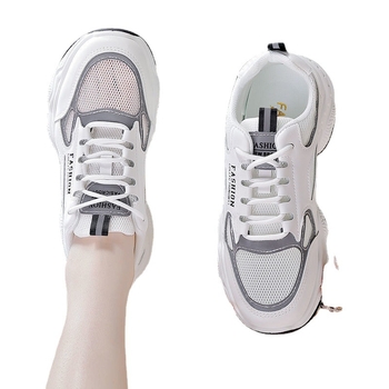 Női könnyű tornacipő mikroszálas felsőrésszel, hálós belsővel, csúszásmentes gumi talppal, kerek orr, alacsony sarok 1–3 cm