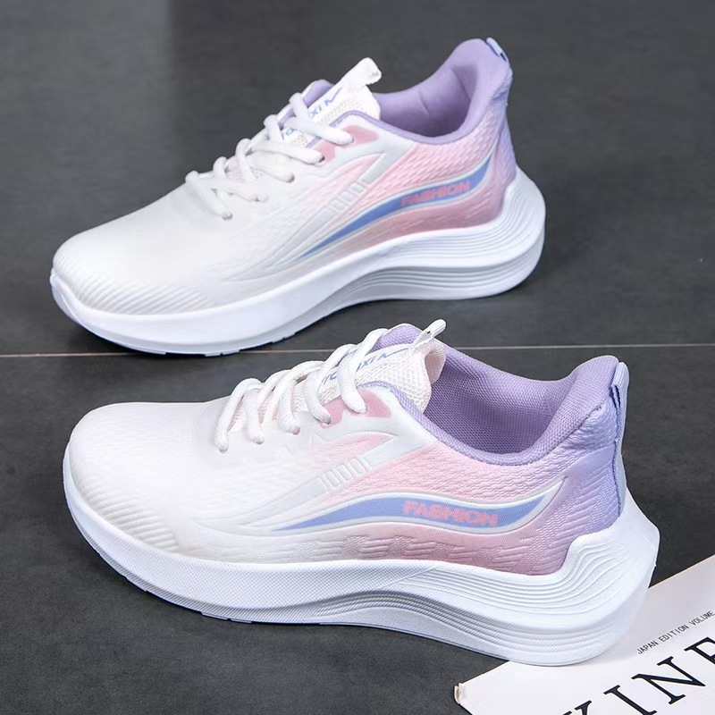 Női sportcipő, felső rész Fly weaving, csíkos mintázat, talp injektált műanyagból, alacsony sarka 1–3 cm