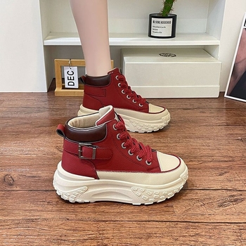 Női koreai stílusú vastag talpú sportcipő, PU felsőrész, gumitalp, hálós bélés, kerek orr, elöl fűzővel záródó, alacsony boka, ősz 2023
