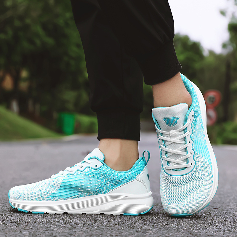 Uniszex széles lábfejű sportcipő, légáteresztő hálós felsőrésszel, kerek orrú, EVA+gumitalppal, csúszásmentes, fűzős, nyár/tavasz/ősz