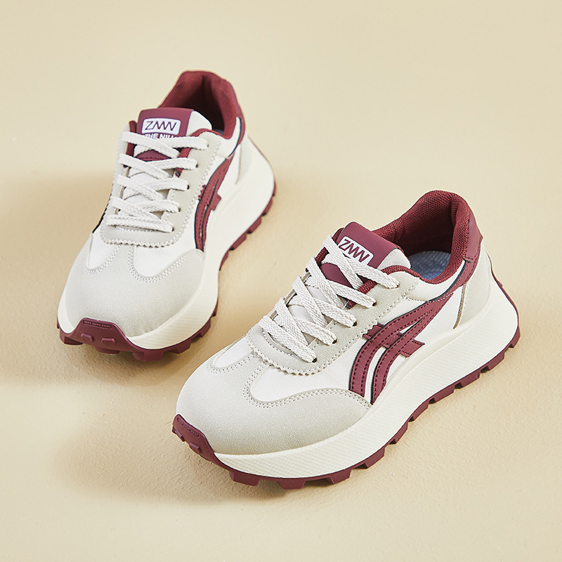 Női koreai stílusú dad shoes cipő, vastag emelőtalppal, PU felsőrész, gumitalp, kerek orr, fűzőzáras, 3-5 cm klin talp, tavasz 2025