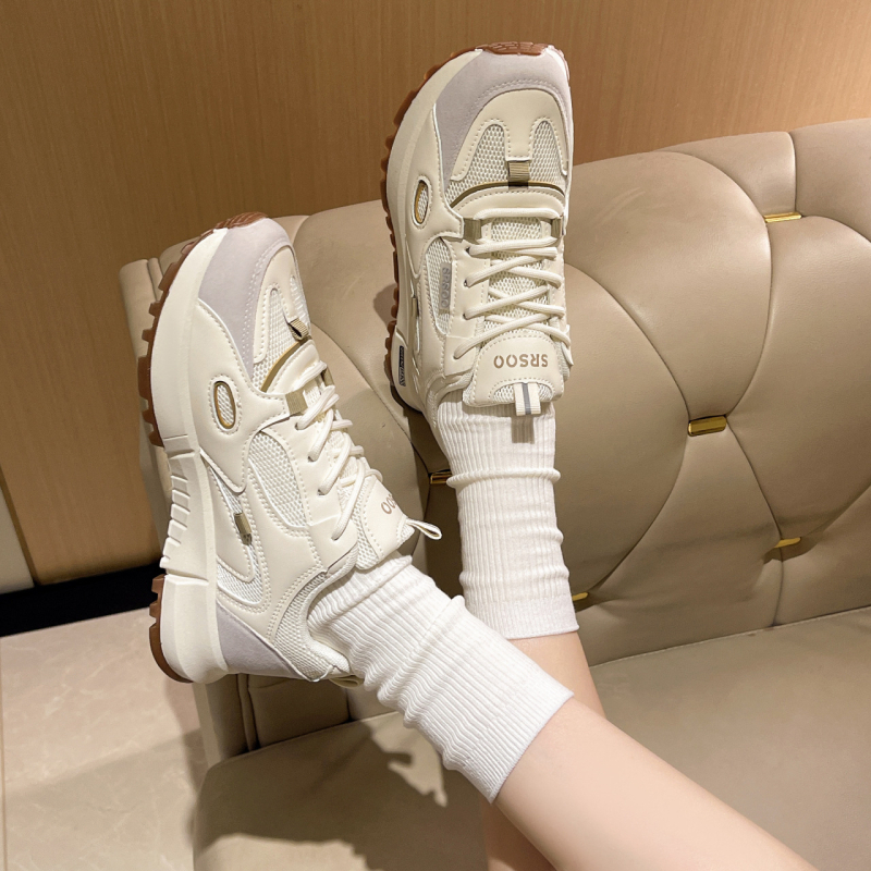 Női sportos-casual tornacipők PU és hálós felsőrésszel, Goodyear gumitalp, EVA talpbetét, fűzőzés, alacsony bokaszár, kerek orr