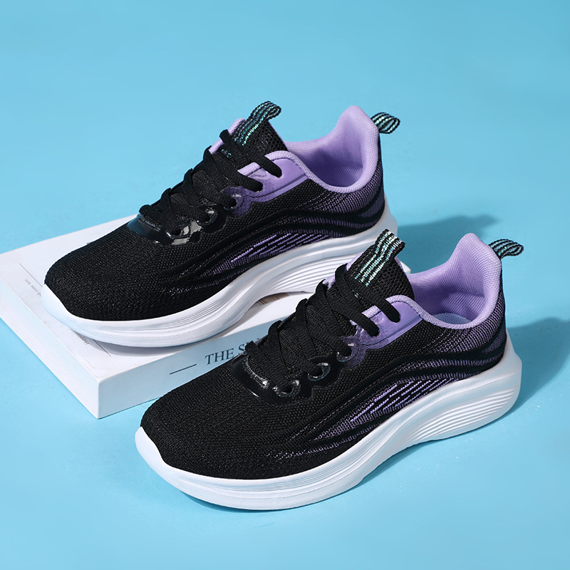 Női ultrakönnyű futócipő gimnaziumi testneveléshez, légáteresztő hálós felsőrész, fűzős záródás, alacsony profilú, gumitalp