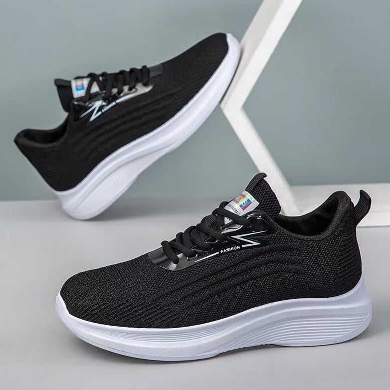 Női légáteresztő hálós felső részű sportcipő, fűzőkkel, alacsony szárú, kerek orrú, injekcióval formázott műanyag talp