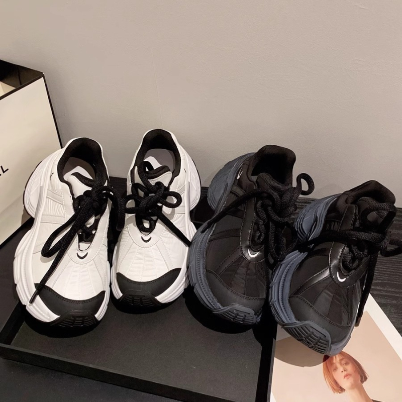 Női dad shoes cipő — mikroszálas felsőrész, color-block mintázat, gumitalp, 3–5 cm-es sarok, fűzős záródás