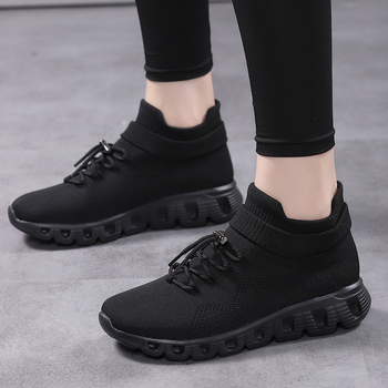 Női könnyű hálós futócipő – Légáteresztő felső rész, EVA középtalp könnyű, csúszásmentes talp, ütéscsillapítás, sarokmagasság közepes 3–5 cm