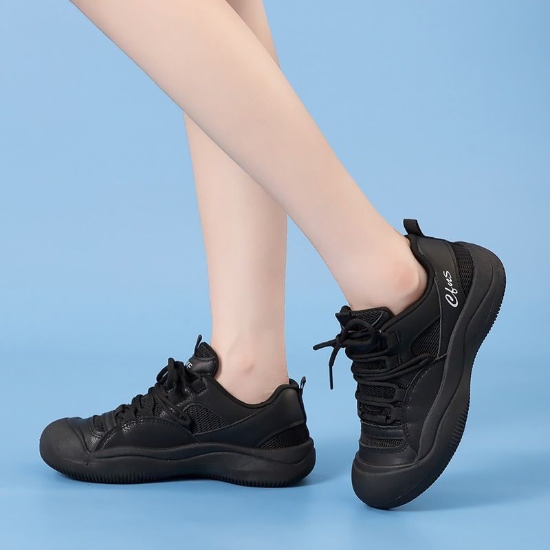 Pantofi de mers pentru femei în vârstă, antiderapante, partea superioară din plasă, vârf ascuțit, lansare toamnă 2024