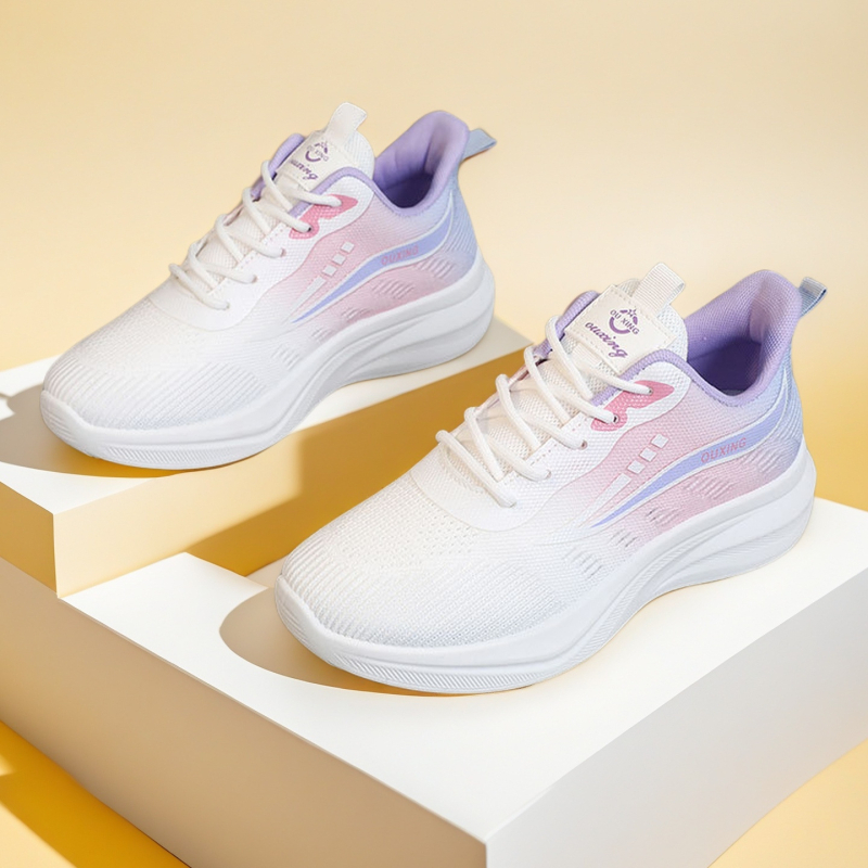 Női sportcipők lélegző hálós felsőrésszel, csúszásmentes gumitalppal, injekciós formájú talppal, fűzővel záródó