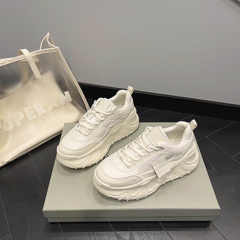 Platform cipő, koreai stílus, kerek orr, középmagas sarkú 3–5 cm, gumitalp