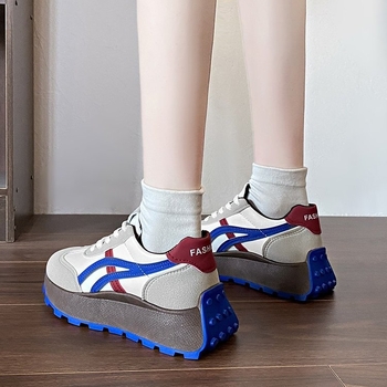 Női sportos-casual cipő, alacsony profilú, fűzős, PU felsőrész, gumírozott talp, kerek orr, lapos sarok, egyszínű, 2025 tavaszi megjelenés
