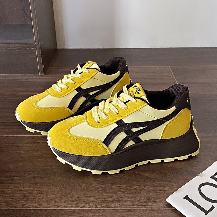 Női sportos-casual cipő, alacsony profilú, fűzős, PU felsőrész, gumírozott talp, kerek orr, lapos sarok, egyszínű, 2025 tavaszi megjelenés