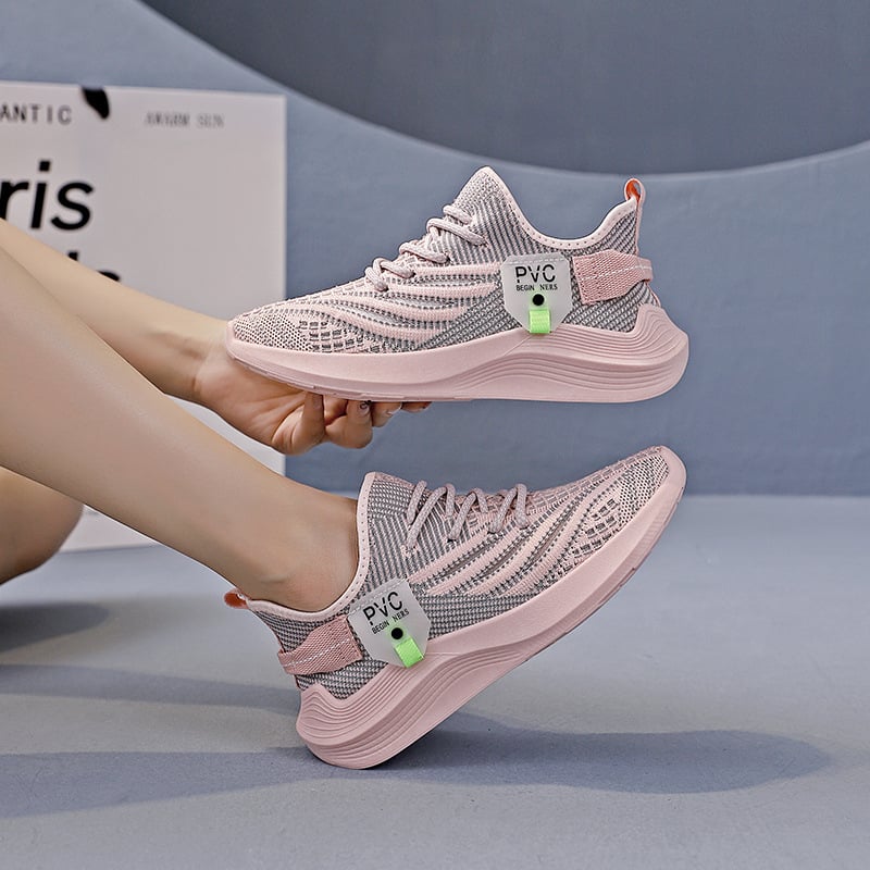 Női hálós futócipő, lélegző felsőrész, alacsony sarok 1-3 cm, gumírozott talp, kerek orr, elülső fűzés