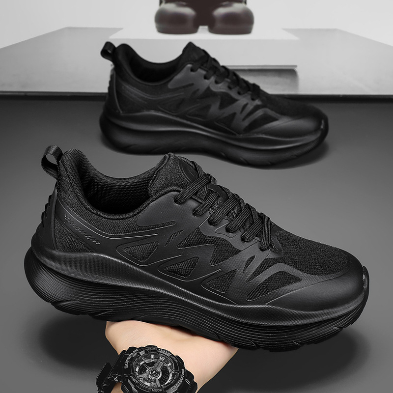 Uniszex futócipők hálós felsőrésszel, kerek orrú, műanyag talppal, elől fűzőzárás