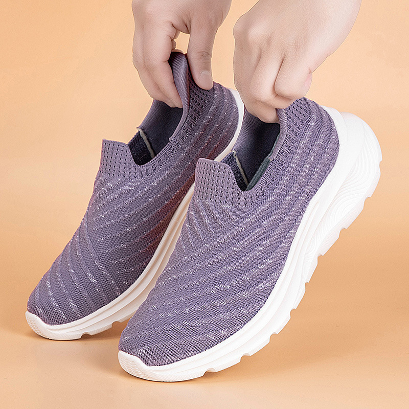 Pantofi de mers unisex cu design Slip-On, partea superioară din Flyknit, respirabili, vârf rotund, talpă anti-derapantă