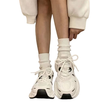 Női casual sportcipők vastag talppal, hálós felsőrésszel, gumitalppal, alacsony boka, előre fűzőzár, 3–5 cm sarokmagasság