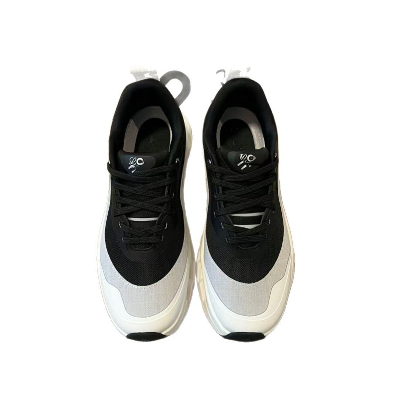 Унисекс мрежести маратонки за бягане с дишащ горен слой, леки, с шнурова закопчалка и гумена подметка