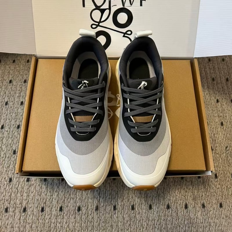 Унисекс мрежести маратонки за бягане с дишащ горен слой, леки, с шнурова закопчалка и гумена подметка