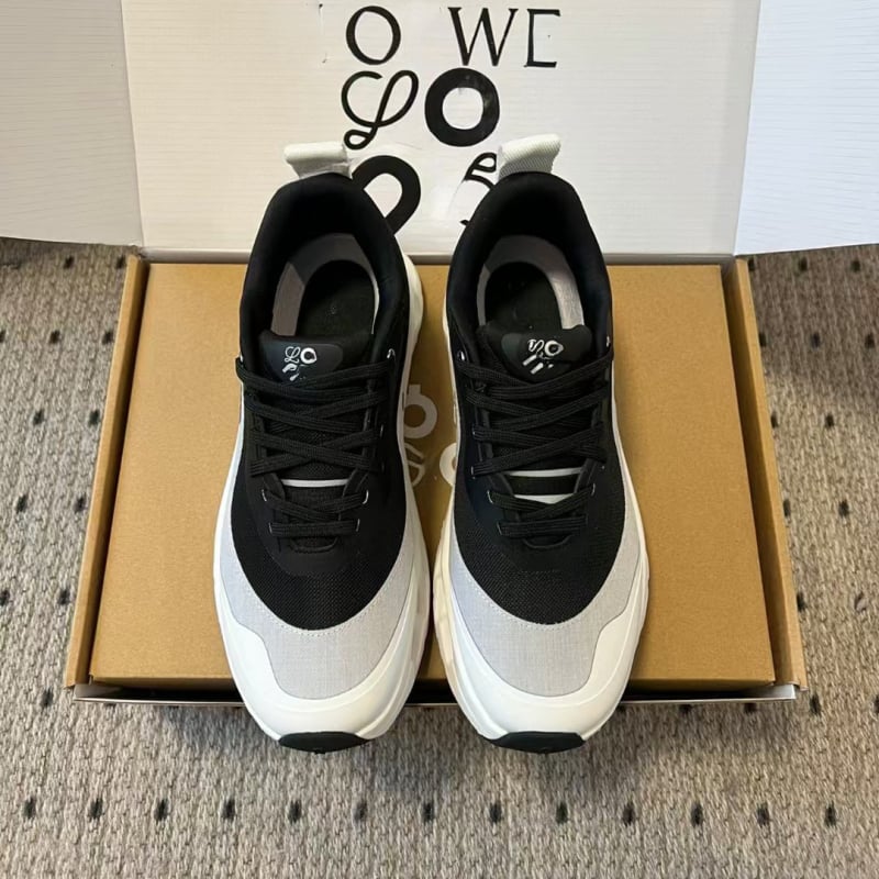 Унисекс мрежести маратонки за бягане с дишащ горен слой, леки, с шнурова закопчалка и гумена подметка