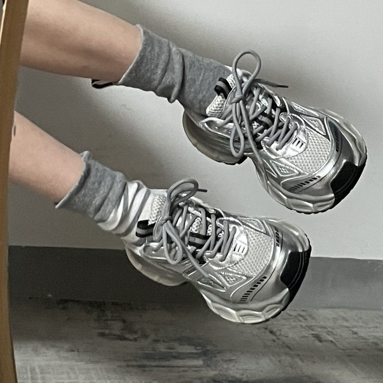 Ежедневни дядовски маратонки - нисък връх, мрежеста горна част, връзки, гумена подметка, дамски равни обувки