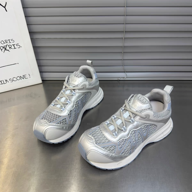 Ženske tenisice tip dad shoes s gornjim dijelom od raffije, debeli đon, vezanje, niski gležanj, gumeni đon