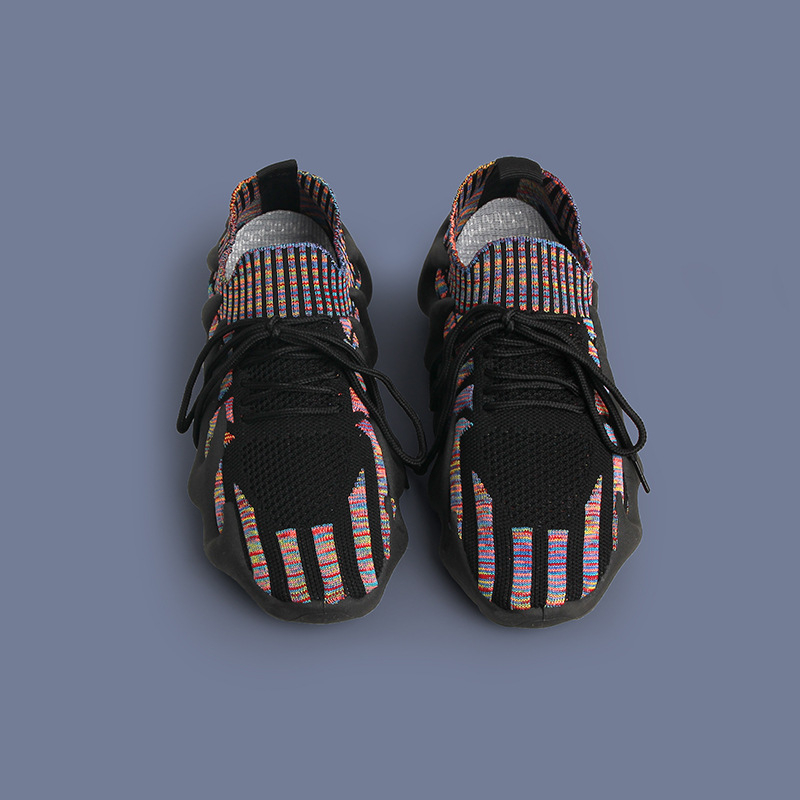 Unisex Flyknit tenisice s prozračnim i laganim vrhom; EVA uložak; plastični potplat; kamuflažni uzorak.
