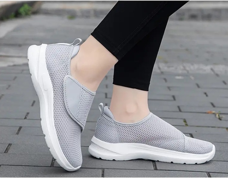 Обувки с велкро за възрастни за ходене, дишаща мрежеста горна част, гумена подметка, закопчаване с велкро, кръгъл нос, клиновиден ток