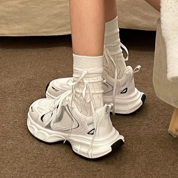 Ženske chunky tenisice s debelim potplatom | Gornji dio PU+ mreža, vezanje šnurkama, gumena potplata, niski vrh, peta 3–5 cm