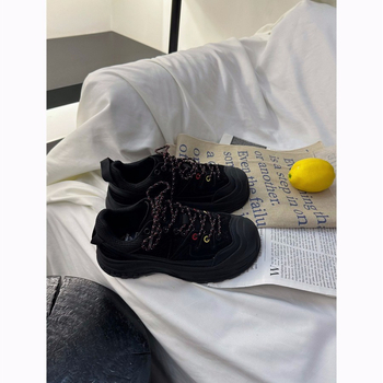 Baxani platform tenisice, okrugli vrh, gornji dio od split kože, mat tekstura, 4 cm platforma