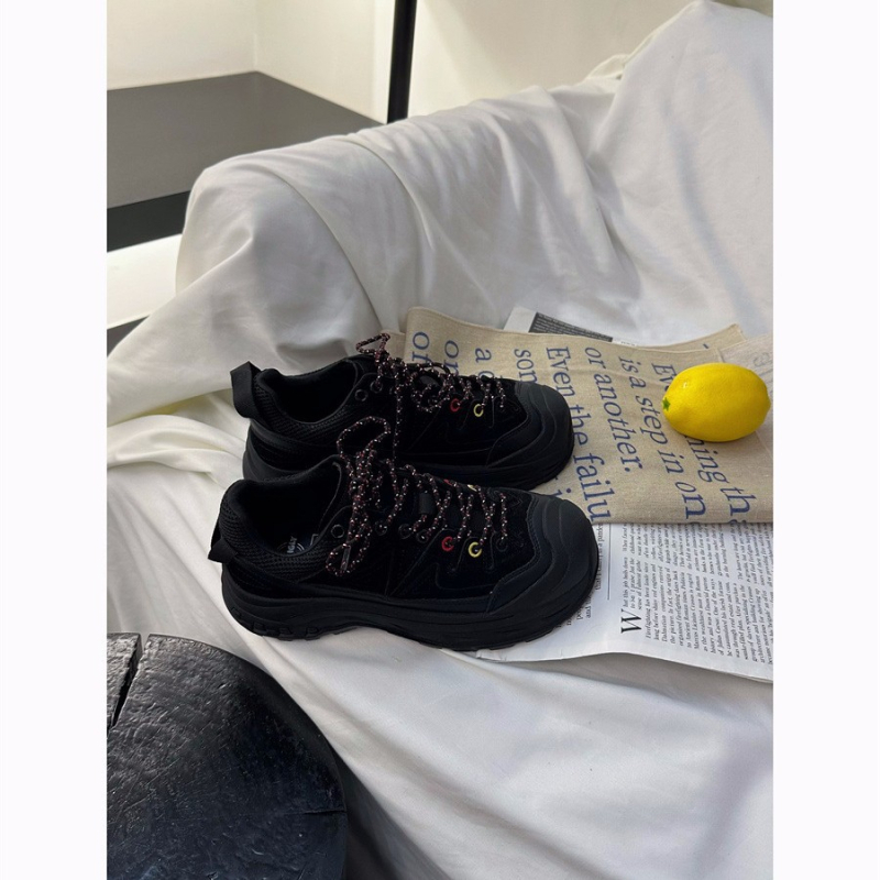 Baxani platform tenisice, okrugli vrh, gornji dio od split kože, mat tekstura, 4 cm platforma
