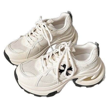 Dámske tenisky dad shoes, vrchná časť z kože a textilu, 8 cm zväčšenie výšky, hrubá gumová podrážka s krížovým vzorom, šnúrky, EVA vložka, športové tenisky