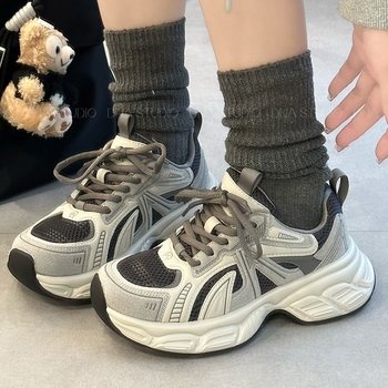 Ženske tenisice, dad shoes stil, visoki gornji dio 3–7 cm, vezanje, gumena potplata, EVA uložak