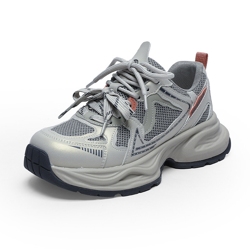 Ženske tenisice od prave kože, prozračan mrežasti gornji dio, gumena potplata, okrugli vrh, visok gornji dio, vezanje špage