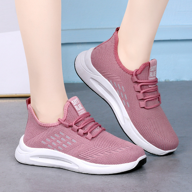 Женски дишащи мрежести маратонки с лека инжекционно формована подметка, нисък връх, кръгъл нос, текстилна стелка