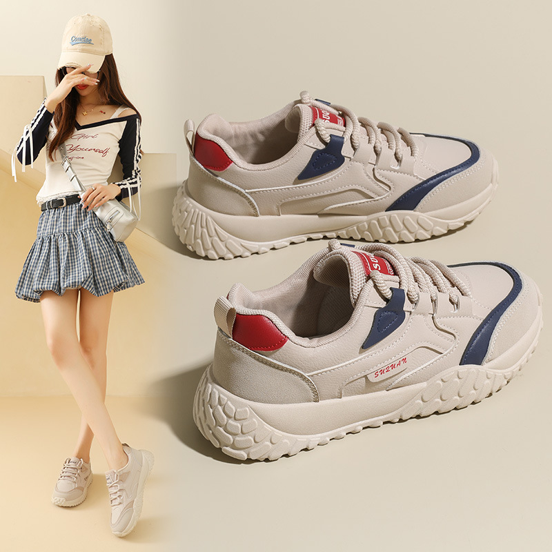 Patike, korejska verzija, ležerni stil; kožni gornji dio, mrežasta unutrašnjost, gumena potplata, vezanje šnurkama, okrugli vrh, ravna peta, EVA uložak