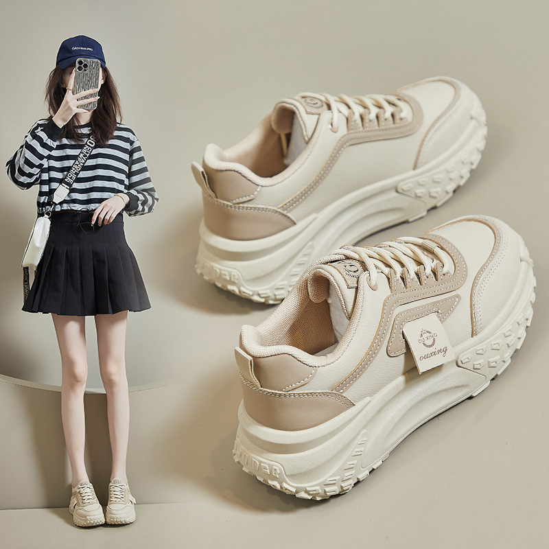 Naiste platvormkingad, veluur ülaosa, kummist tald, ees sõlmedega, kanna kõrgus 3–5 cm