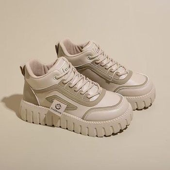 Naistele spordijalatsid PU ülaosaga, PU sisetald, kummist välistald, kontsa kõrgus 3-5 cm, süstimise teel vormitud tald