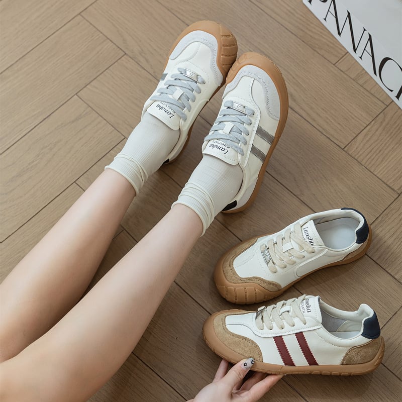 Женски спортни обувки за ежедневието от първокласна телешка кожа, нисък плосък ток, дишаща микрофибърна подплата, подметка от телешки сухожилия, връзков затваряне, марка BXL