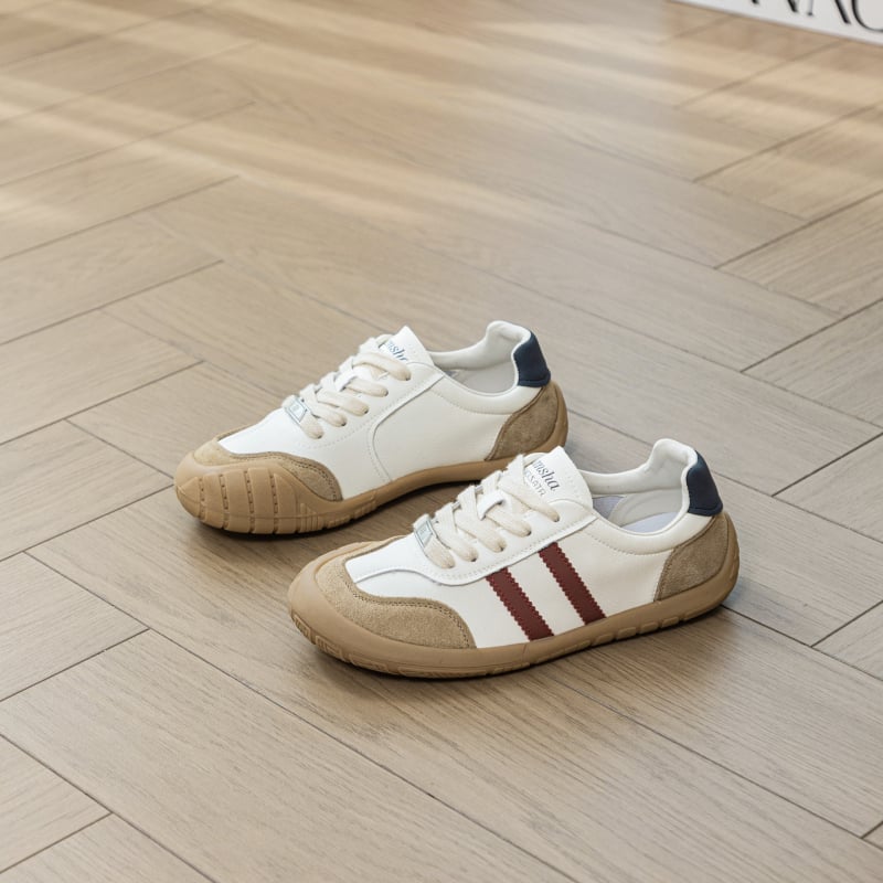 Женски спортни обувки за ежедневието от първокласна телешка кожа, нисък плосък ток, дишаща микрофибърна подплата, подметка от телешки сухожилия, връзков затваряне, марка BXL