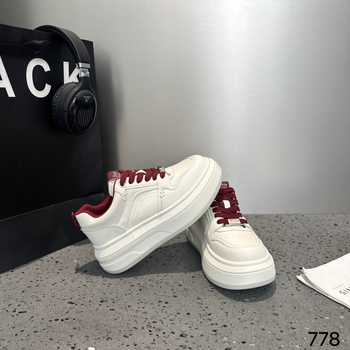 Ženske casual tenisice od prave kože – niski gornji dio, okrugli vrh, vezanje, debeli đon 3–5 cm