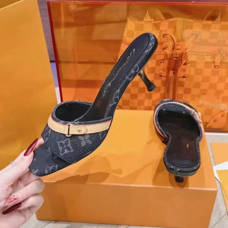 Sandale dama cu bretea unica si deget deschis - varf patrat, toc kitten 3-6 cm, exterior: piele de vițel primă calitate, interior: piele de oaie