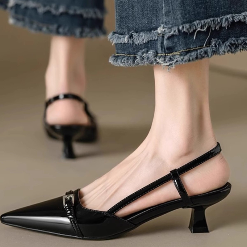 Ženske sandale s uskim remenom i špičastim prstom, vintage stil, PU gornji dio, tanak potpetica 3–6 cm, jedna kopča