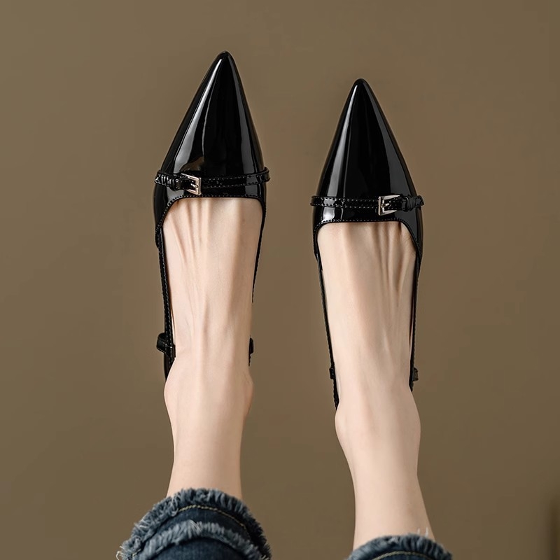 Ženske sandale s uskim remenom i špičastim prstom, vintage stil, PU gornji dio, tanak potpetica 3–6 cm, jedna kopča